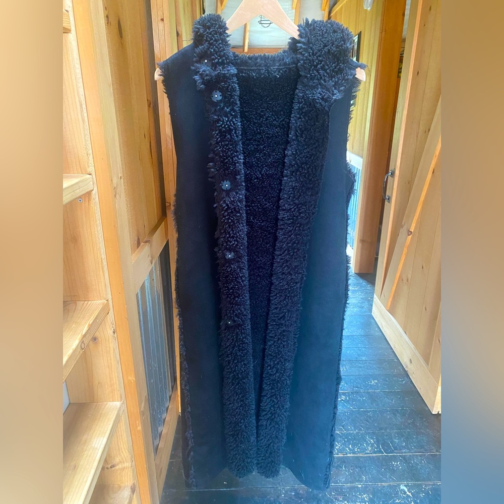 Black Fuzzy Duster
